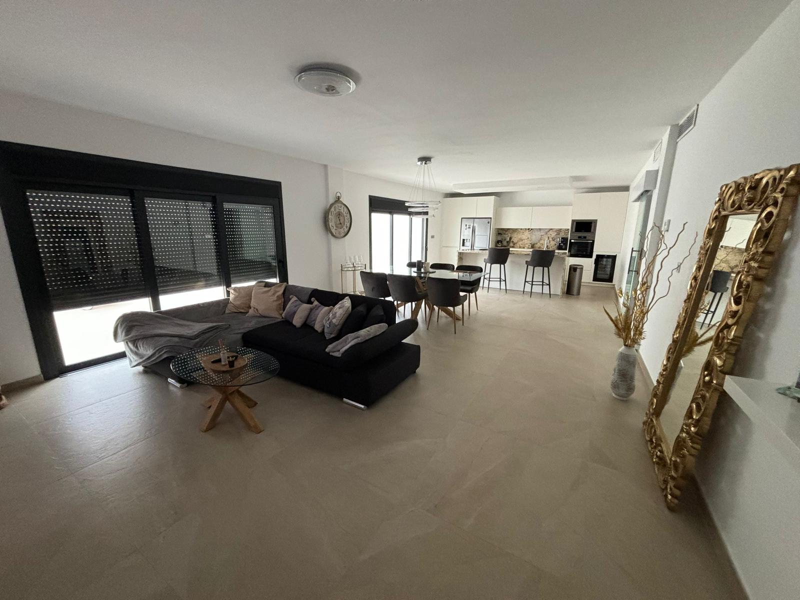 49782_WhatsApp Image 2024-11-12 at 19.49.35 (6).jpeg